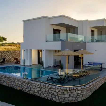 Hébergement de vacances Holiday Luxury With Private Pool