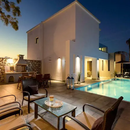 Feriehus Holiday Luxury With Private Pool Lakhania